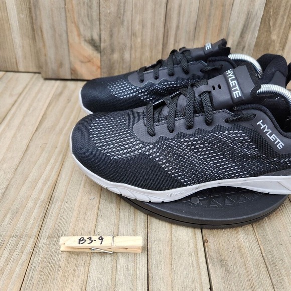 Womens Hylete circuit II size 8 Black Athletic Fitness Trainers Vibram Shoes - Picture 8 of 8